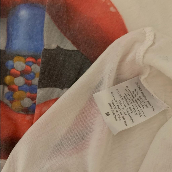 Trash & Luxury M Graphic Tee "Glamour is the Dr*g" Short Sleeve Vintage Y2K Lips - Picture 9 of 10